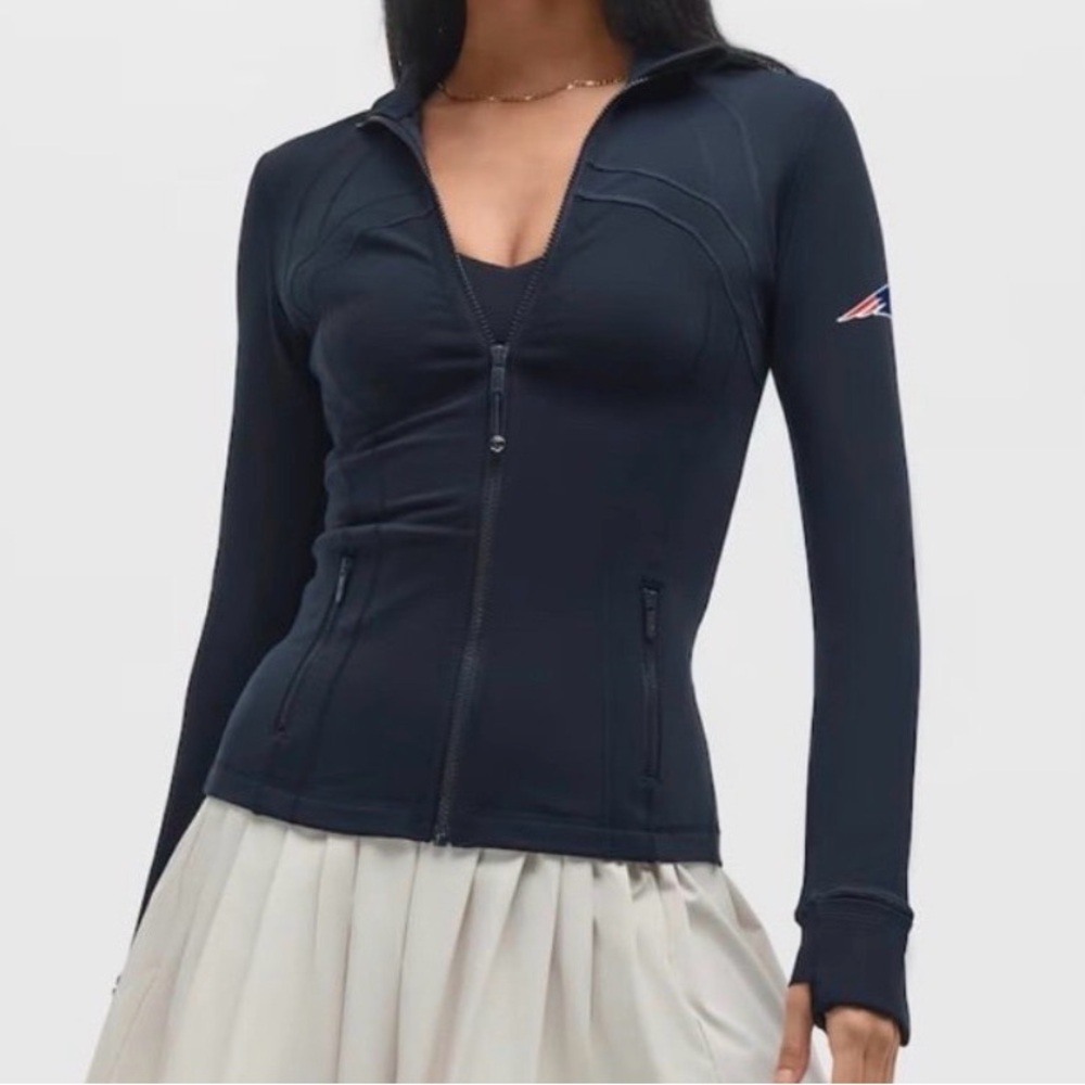 Lululemon New England patriots align jacket size 6